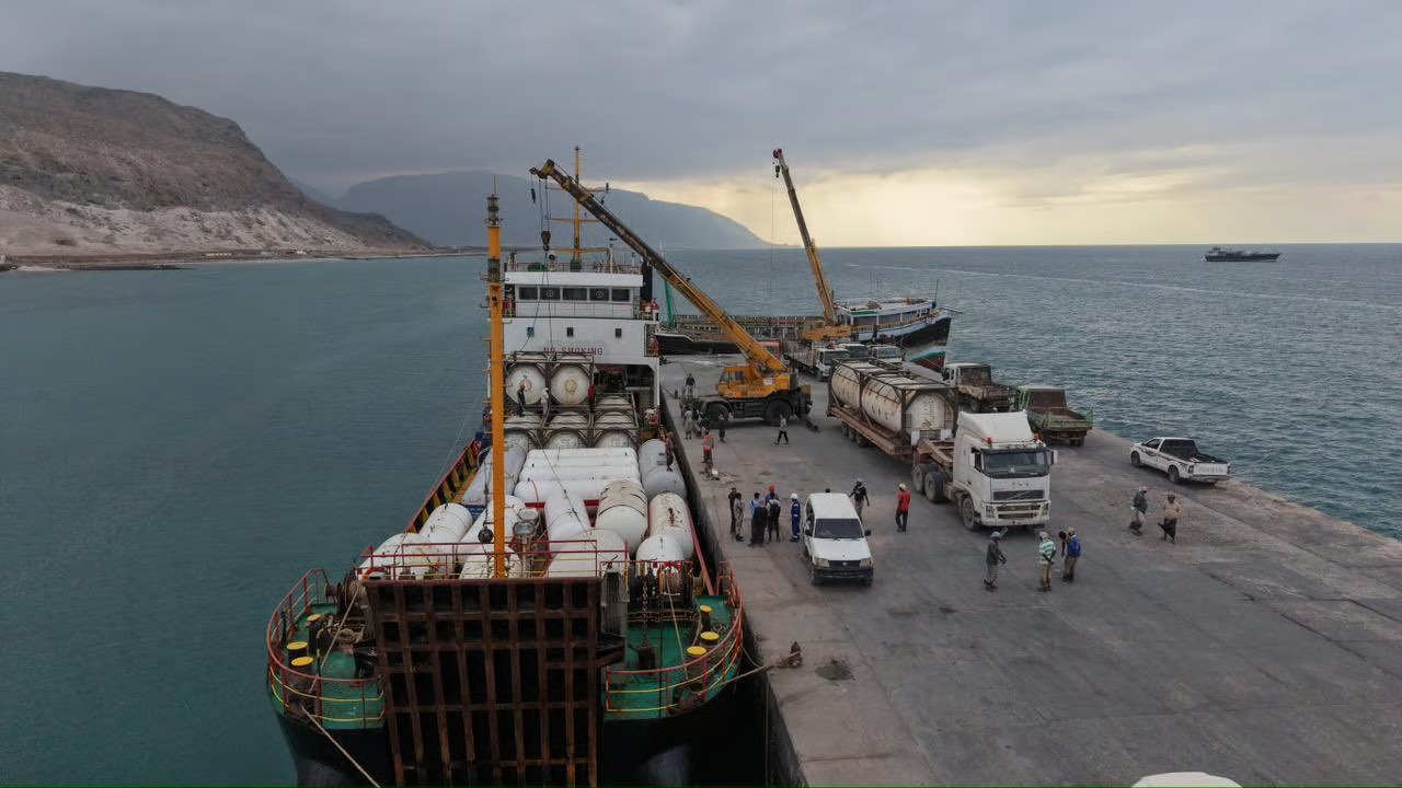 البرنامج السعودي لتنمية وإعمار اليمن يعزز الاستقرار الخدمي في سقطرى