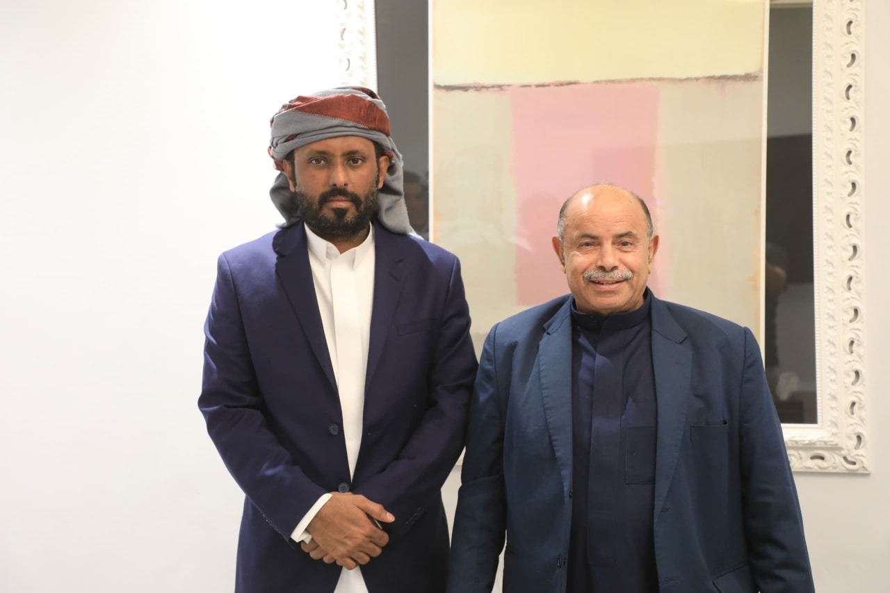 عضو مجلس القيادة الرئاسي محافظ حضرموت يناقش مع “بن حبريش” استحقاقات المحافظة وتوحيد الرؤية السياسية
