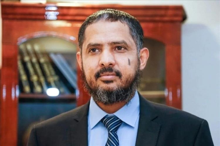 صلاح باتيس يحذر: الفكر السلالي والمناطقي فخ مدمر لمستقبل اليمن