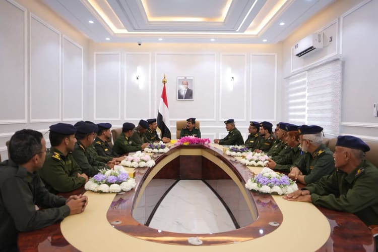 وزير الداخلية يشدد على ملاحقة المتورطين في تزوير الوثائق وحماية الهوية الوطنية
