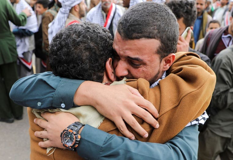 منظمة حقوقية تحمّل الحوثيين مسؤولية إجهاض عملية تبادل المحتجزين