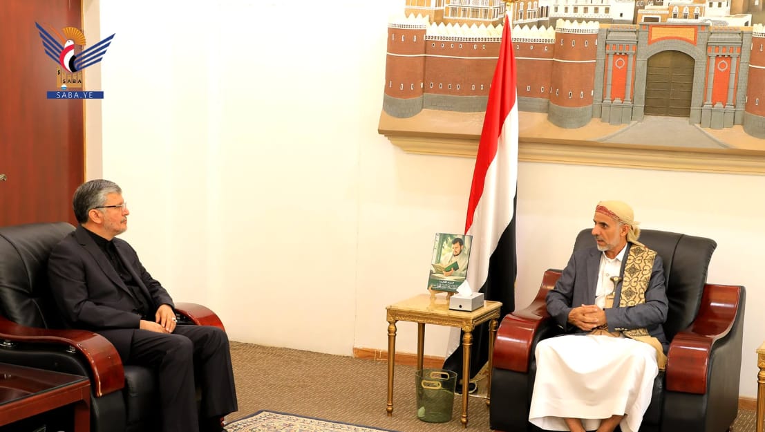 “رضائي” مبعوث إيران الجديد في صنعاء يبدأ تحركاته بلقاء رئيس حكومة الحوثيين ويؤكد دعم خطوات الجماعة