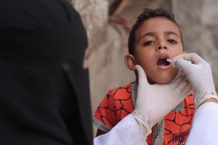 وزارة الصحة: تعطل برامج التحصين في مناطق الحوثيين يهدد صحة ملايين الأطفال